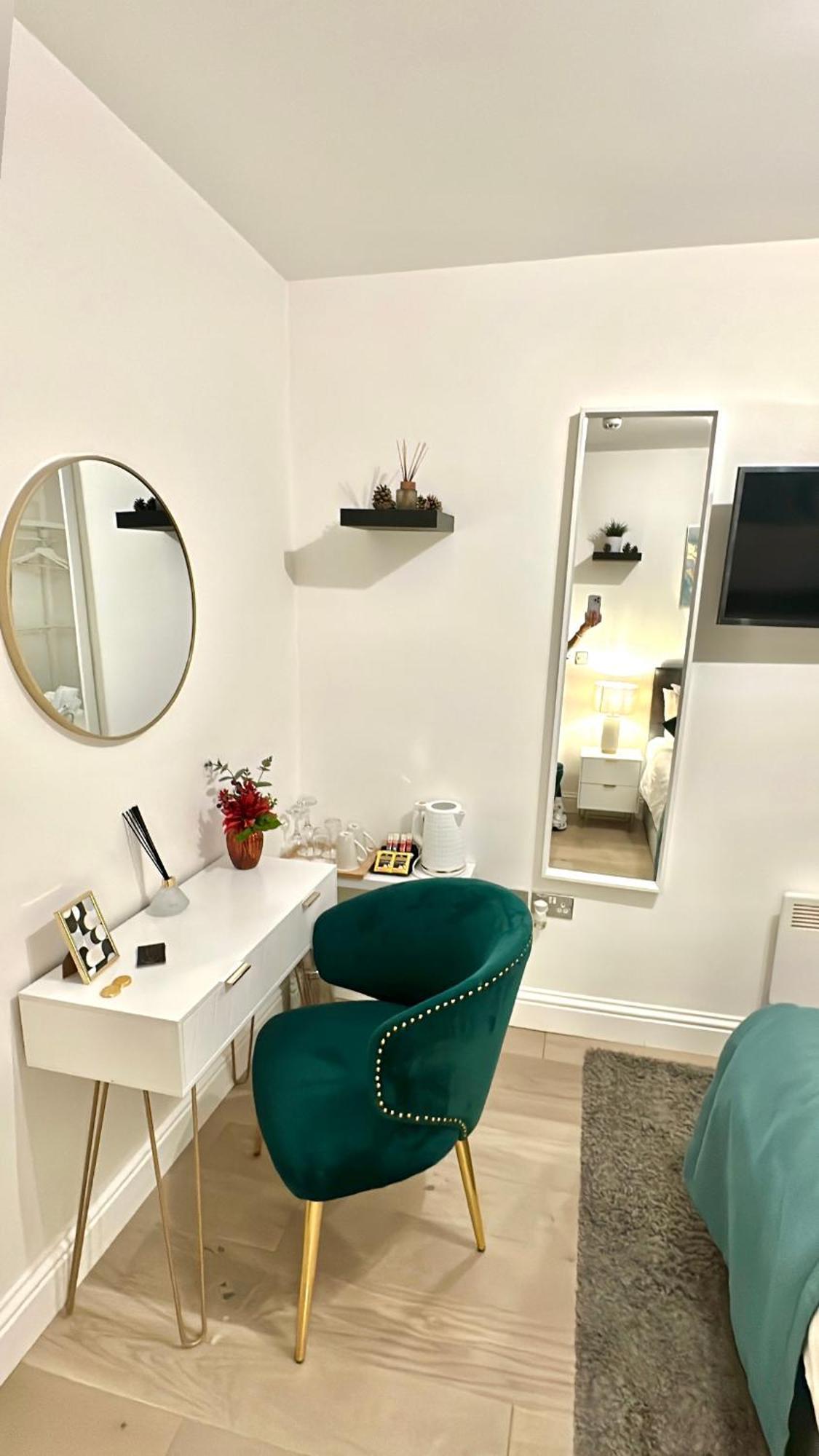 The Green Luxe En-Suite In Stratford 런던 외부 사진
